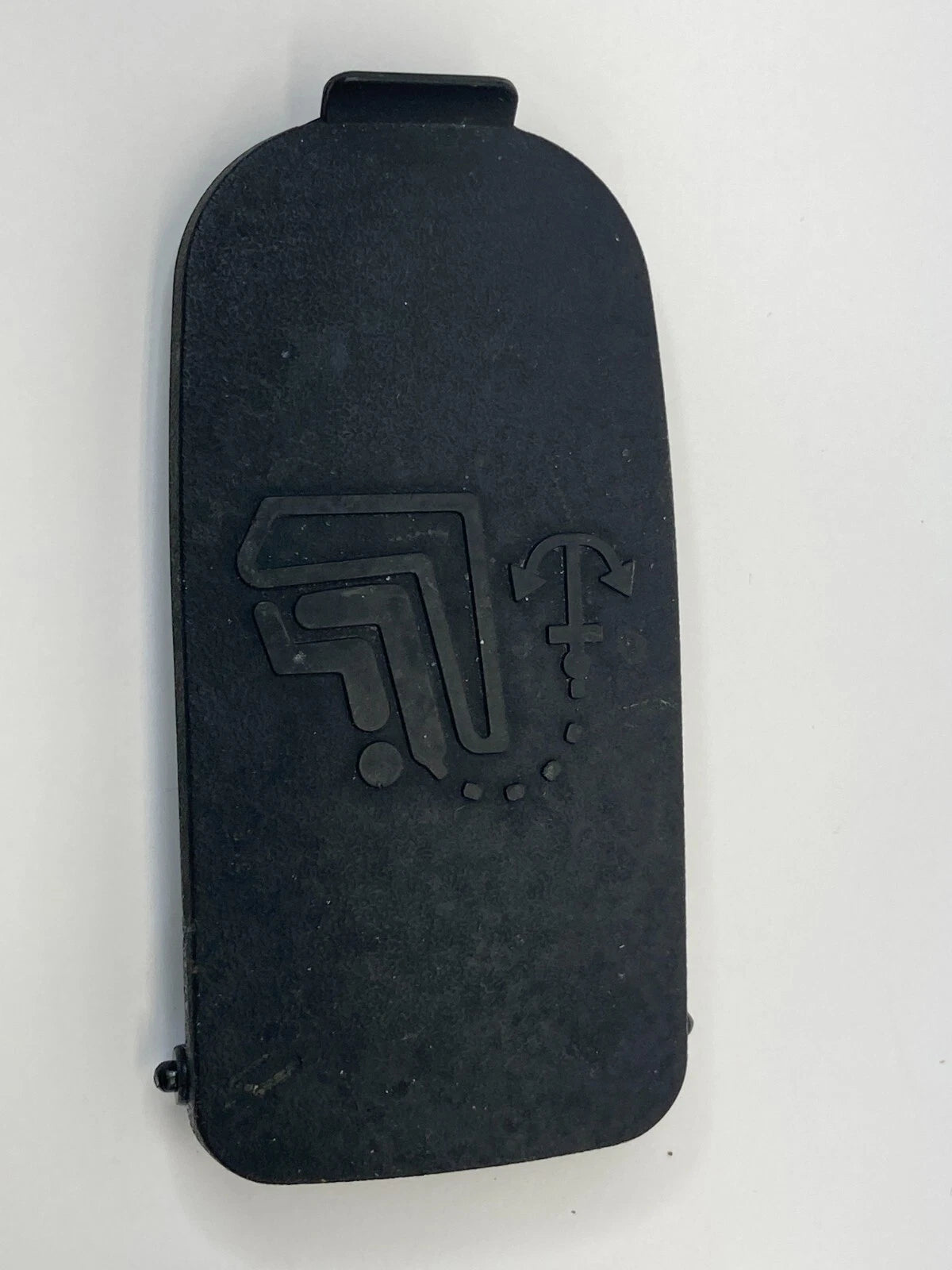 2007 2008 HYUNDAI SONATA REAR BODY CHILD ANCHOR COVER CAP TRIM BEZEL
