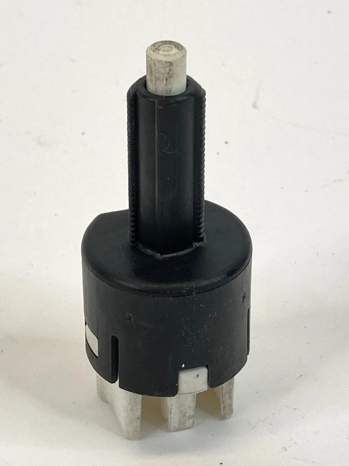 04 05 06 07 08 09 10 11 12 MITSUBISHI GALANT BRAKE LIGHT SENSOR SWITCH OEM