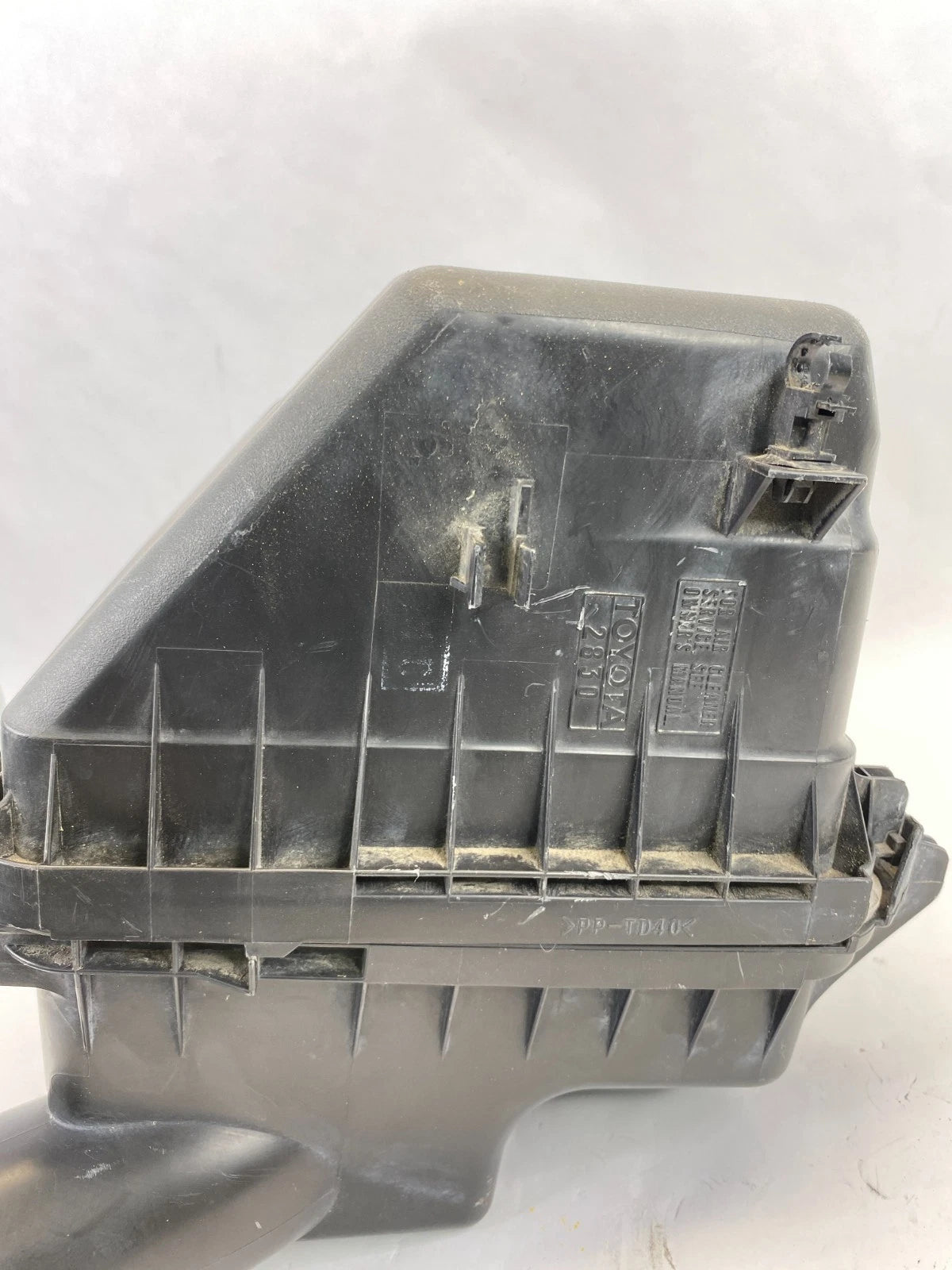 06-12 TOYOTA RAV4 2.4L 2.5L ENGINE AIR FILTER CLEANER HOUSING BOX ASSEMBLY OEM