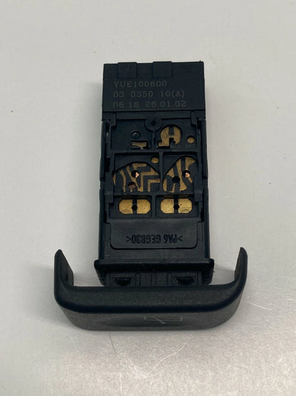 1999-2002 LAND ROVER DISCOVERY REAR WINDOW WIPER SWITCH BUTTON YUE100600 OEM