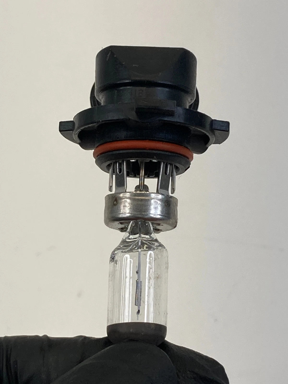 2016-2019 FORD EXPLORER INTERCEPTOR UTILITY 12V 42W HEADLIGHT BEAM BULB OEM