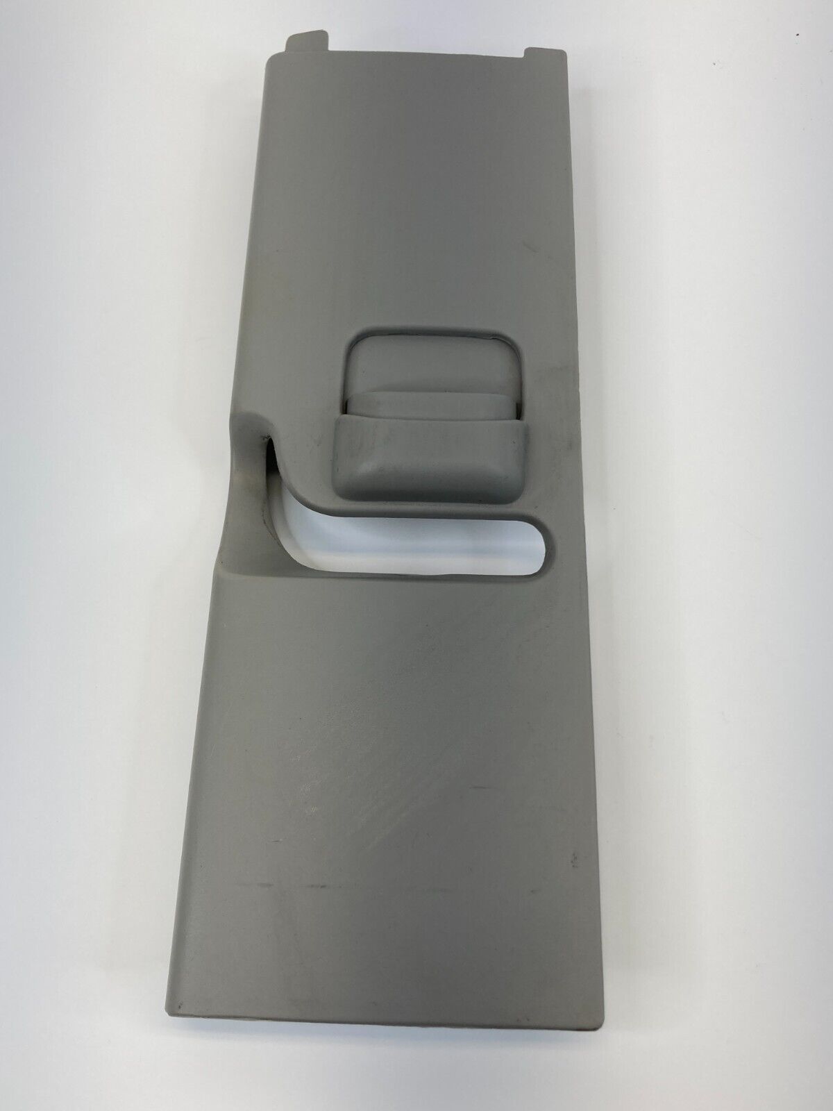 2011-2016 Chevrolet Cruze Front Right Upper Seat Belt Adjustent Trim Cover Bezel