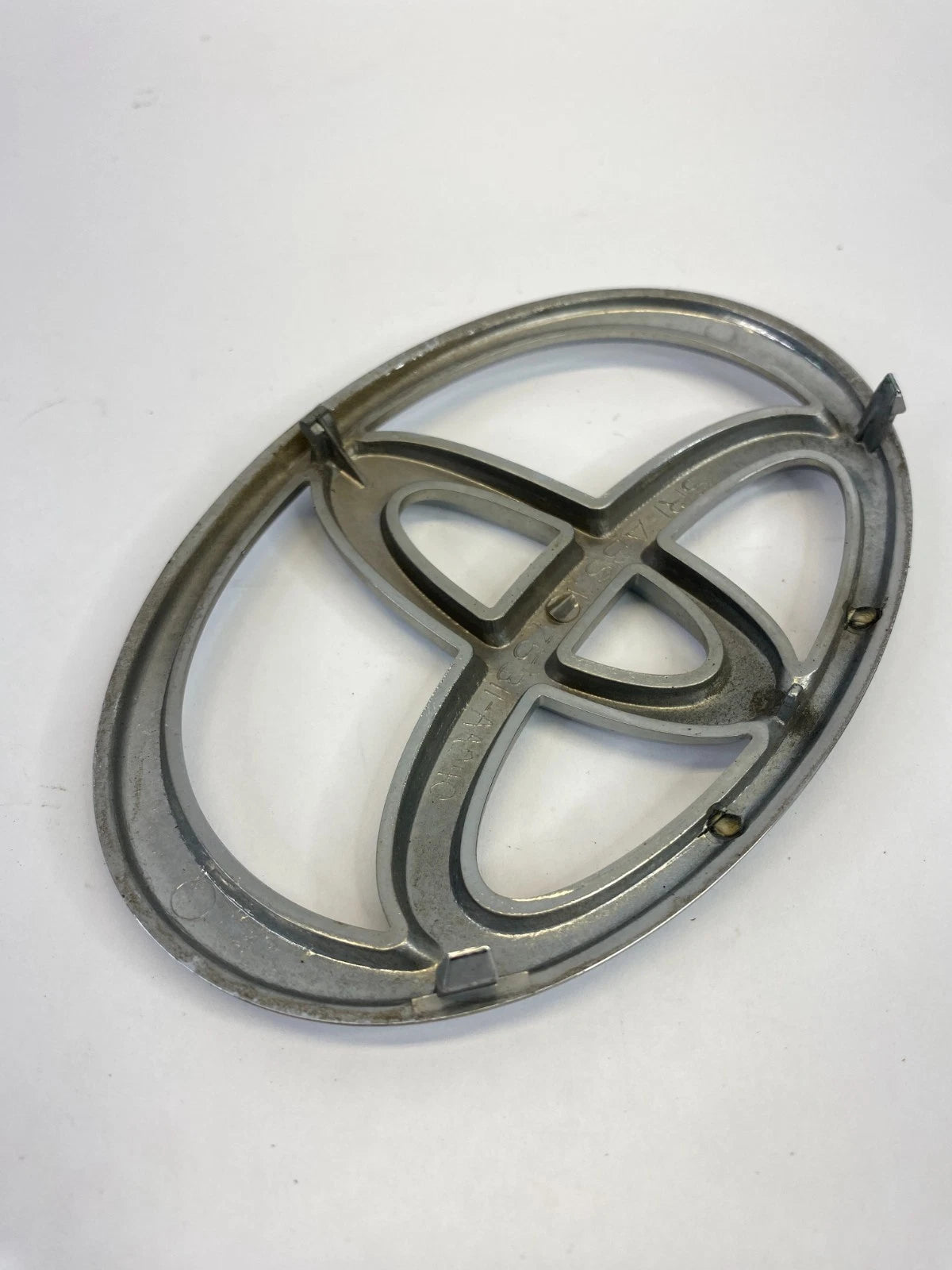 2009-2015 TOYOTA VENZA FRONT GRILLE REAR LIFTGATE LOGO BADGE 75311-AA040 OEM