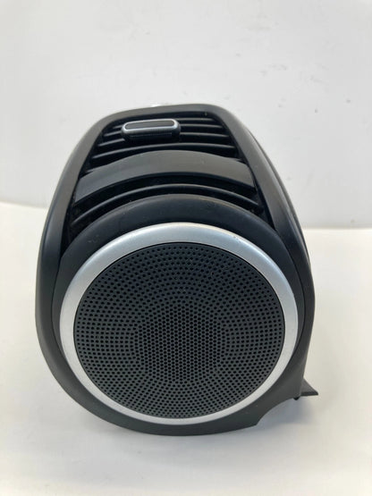 14-18 KIA SOUL FRONT LEFT SIDE A/C HEATER AIR VENT GRILLE W/ SPEAKER 97480-B2000