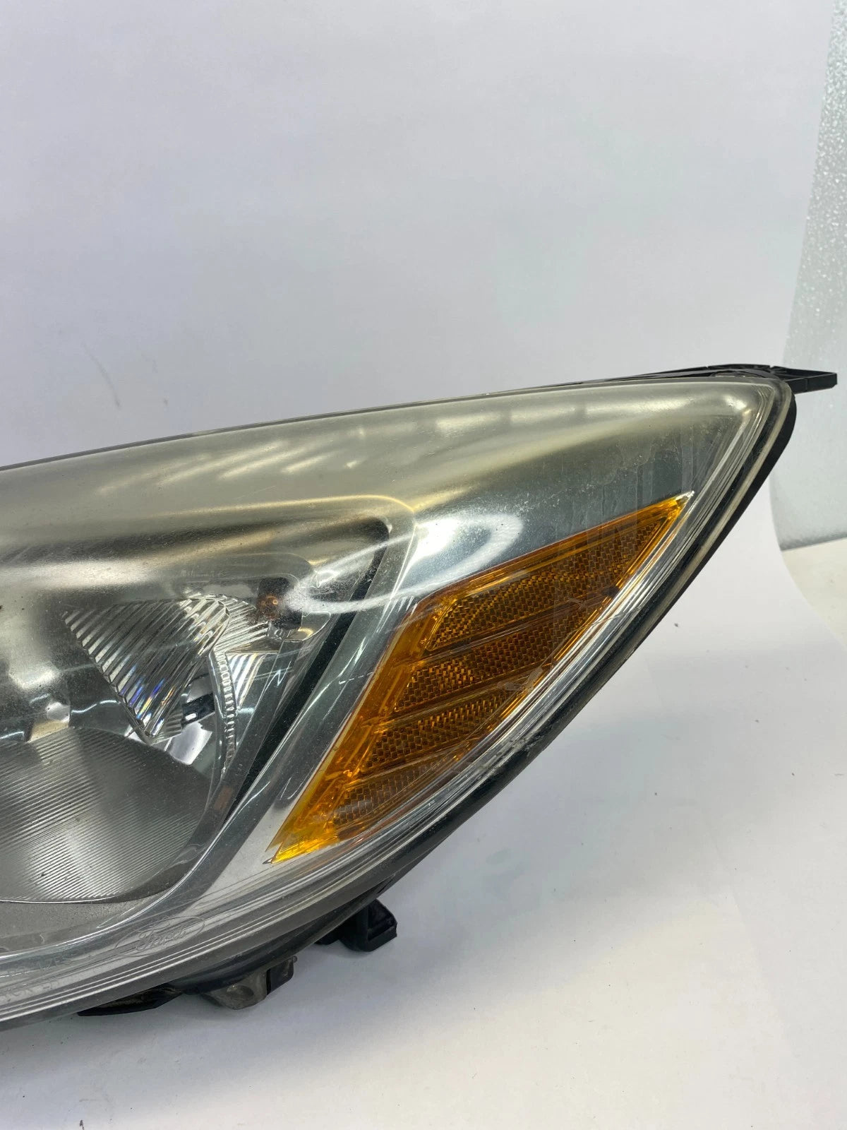 2012-2014 FORD FOCUS FRONT LEFT DRIVER SIDE HALOGEN HEADLIGHT OEM BM51-13W030