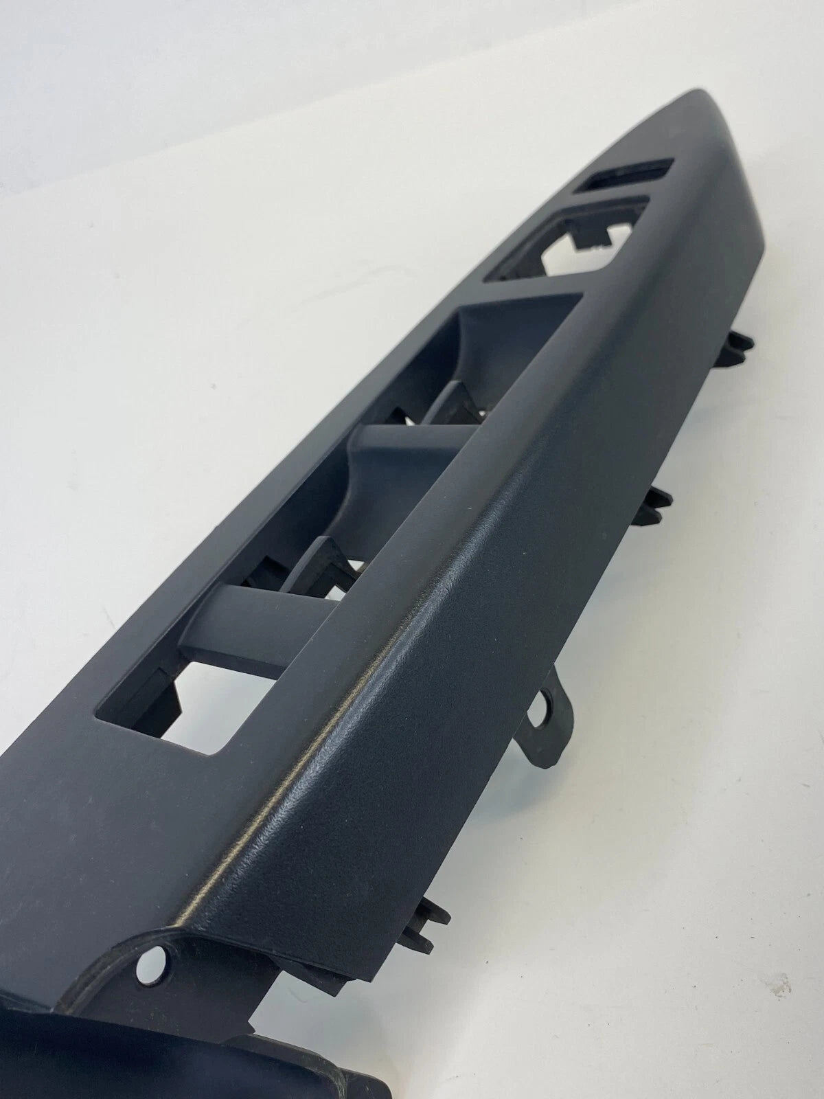 2012-2015 CHEVROLET CAPTIVA SPORT FRONT LEFT POWER WINDOW SWITCH TRIM BEZEL OEM
