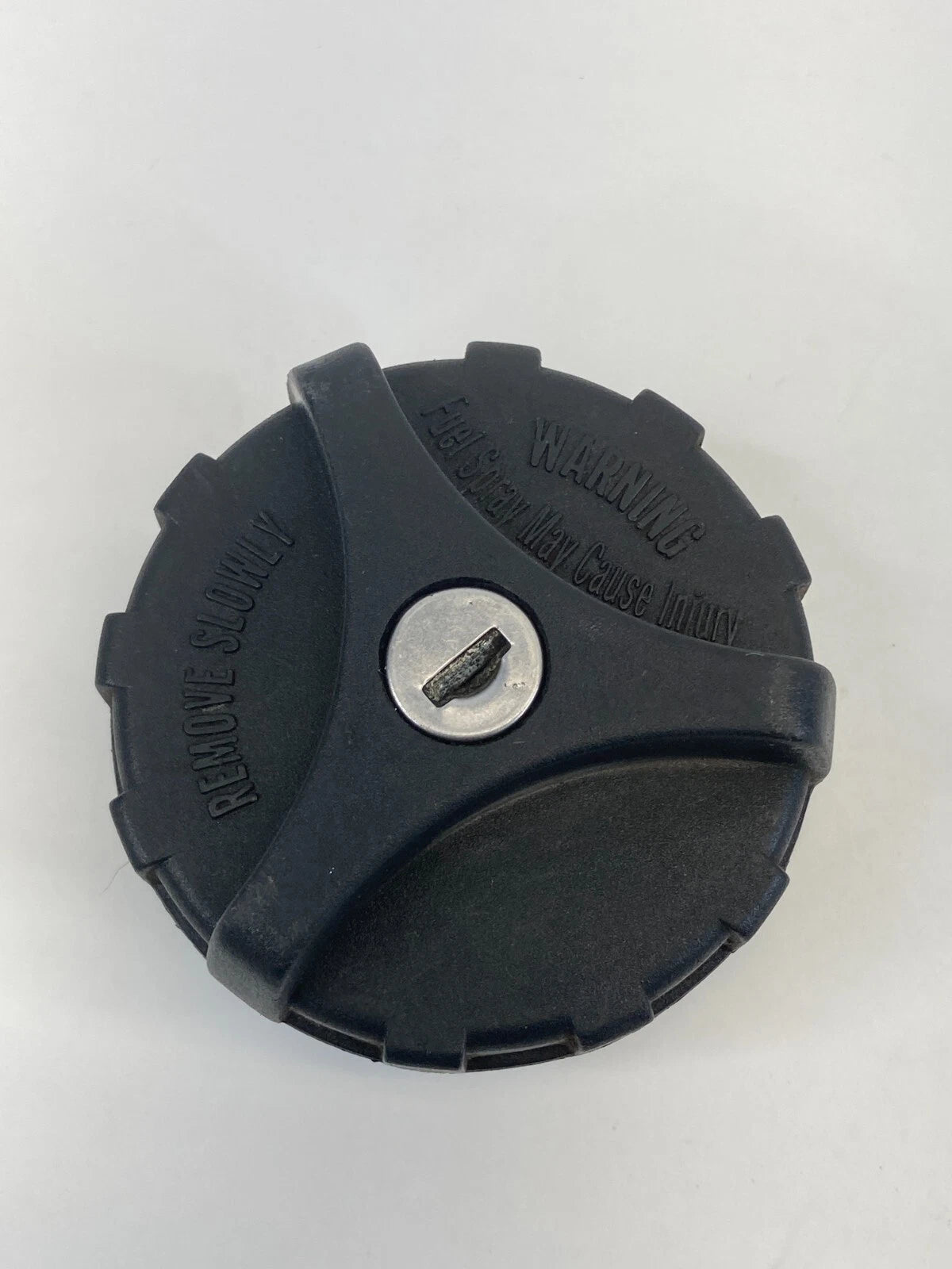 2005-2007 NISSAN ARMADA 5.6L V8 32V 5-SPEED A/T 4WD GAS FUEL TANK FILLER CAP