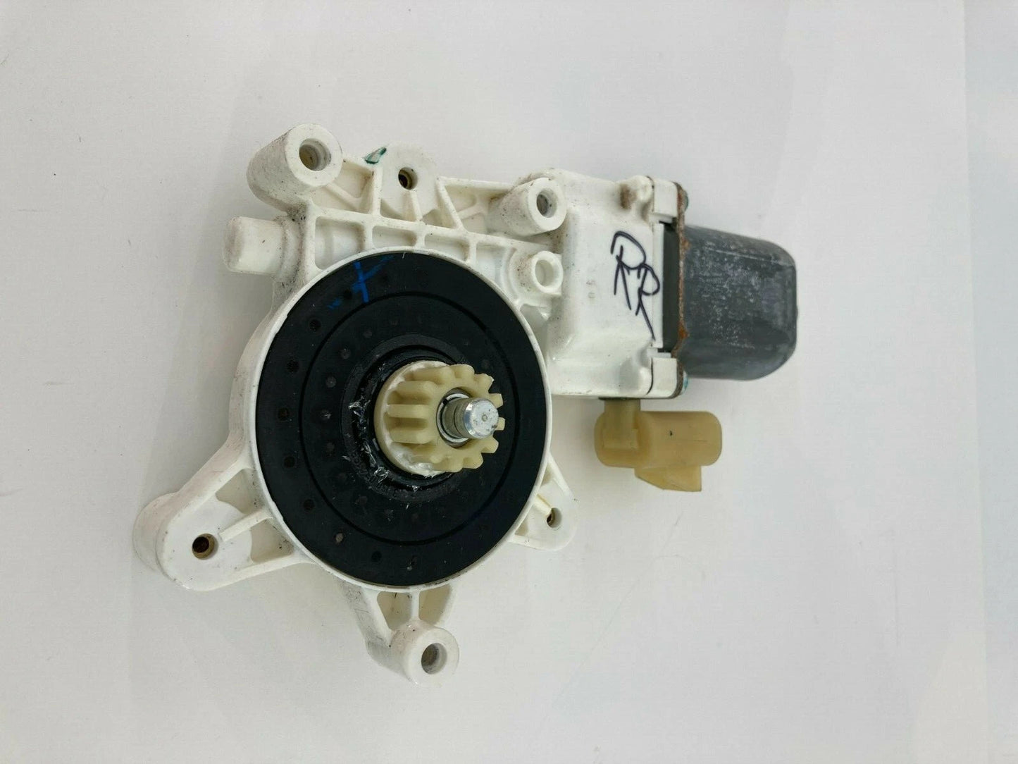 2006-2013 CHEVROLET IMPALA REAR RIGHT SIDE DOOR POWER WINDOW MOTOR CM092120-B