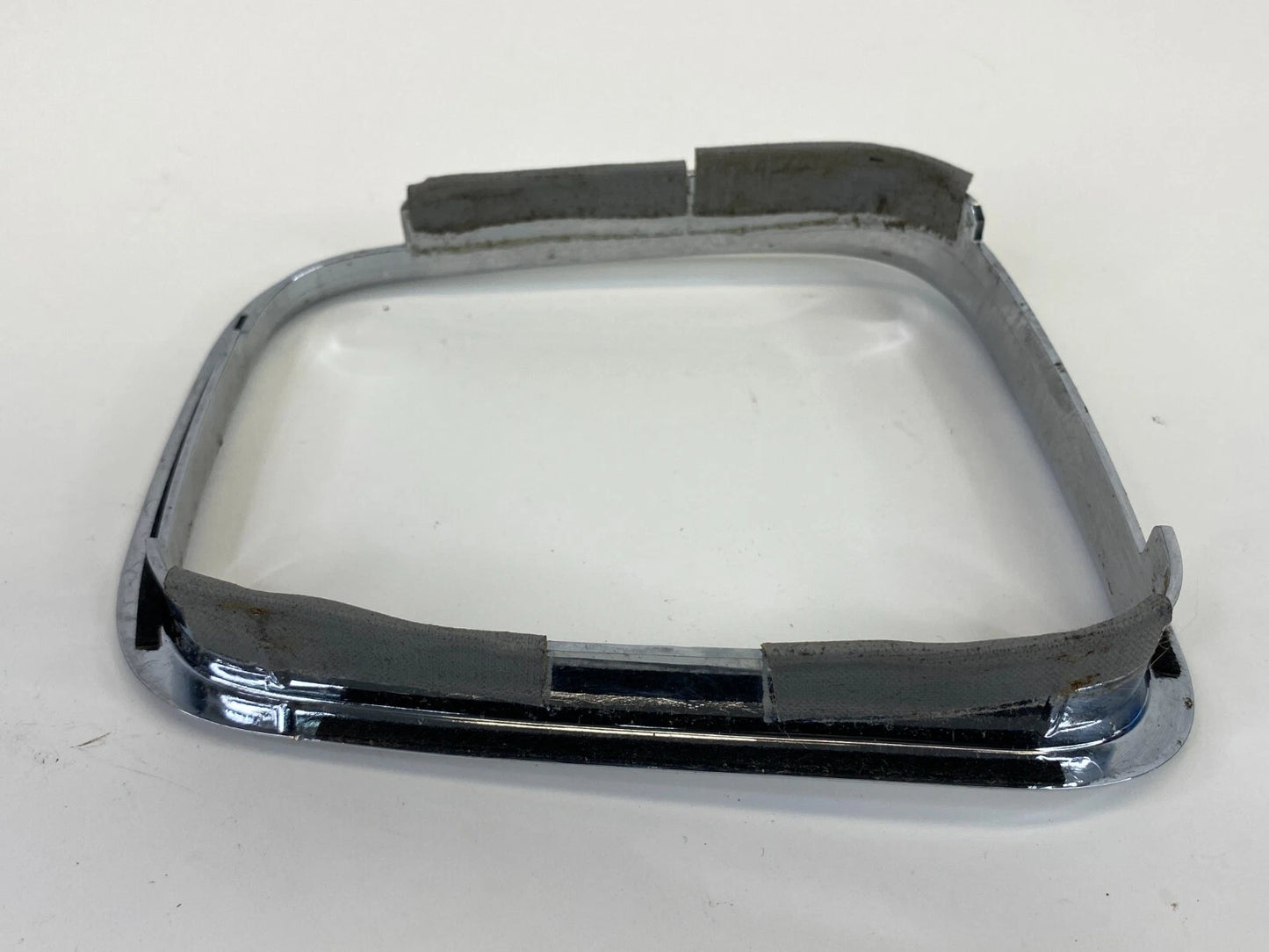 05-09 SUBARU OUTBACK CENTER CONSOLE SHIFT SHIFTER TRIM BEZEL COVER SURROUND OEM