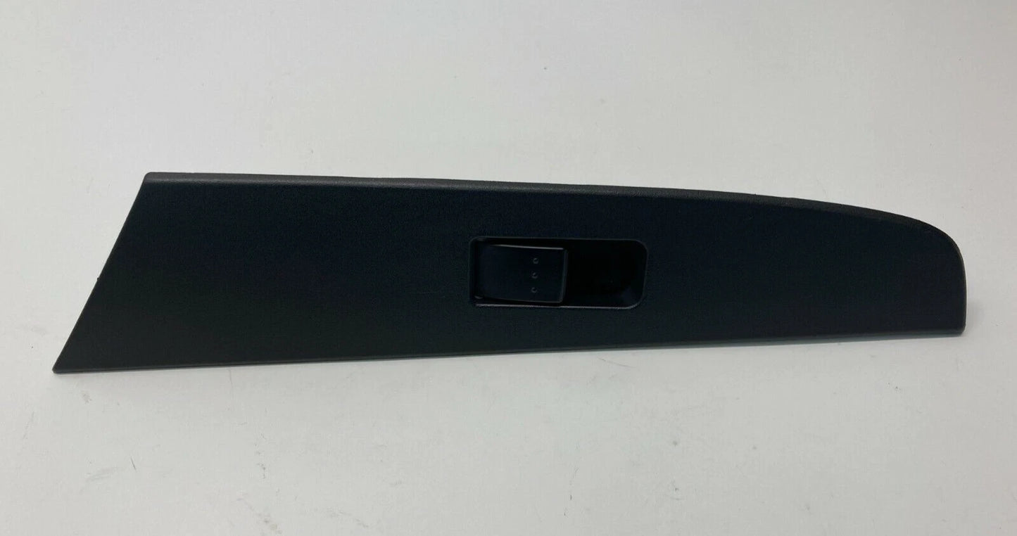 2004-2009 MAZDA 3 MAZDA3 REAR RIGHT SIDE DOOR POWER WINDOW SWITCH B32H5281J OEM