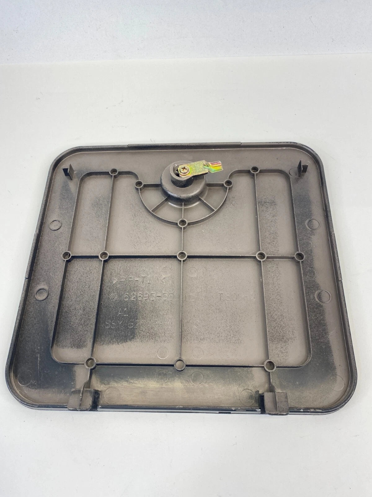 1996-2002 TOYOTA 4RUNNER REAR CARGO COMPARTMENT DOOR ACCESS PANEL 62693-35010