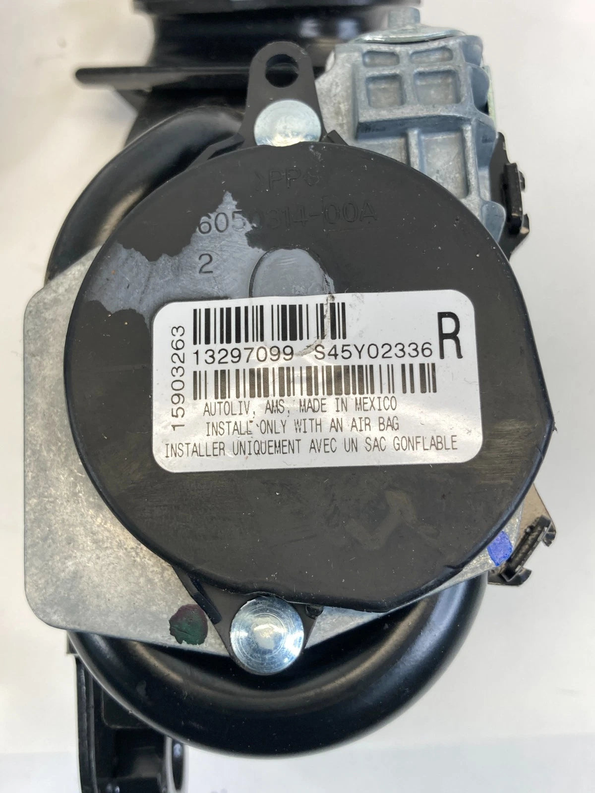 11-16 CHEVROLET CRUZE FRONT RIGHT SIDE SEAT BELT RETRACTOR & TENSIONER 15903263