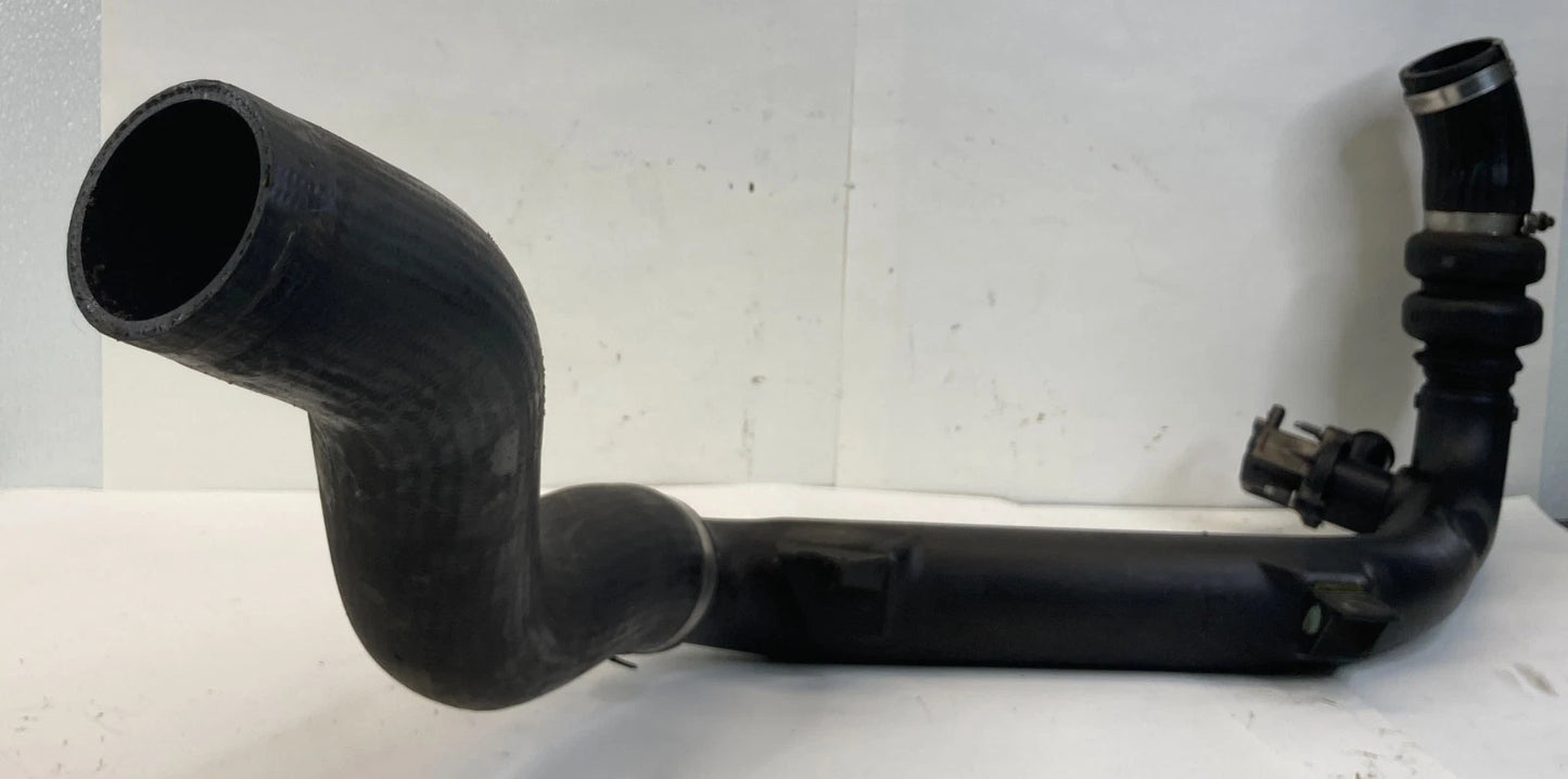 2015-2018 FORD EDGE 2.0L L4 INTERCOOLER AIR CONNECTING HOSE PIPE OUTLET TUBE OEM