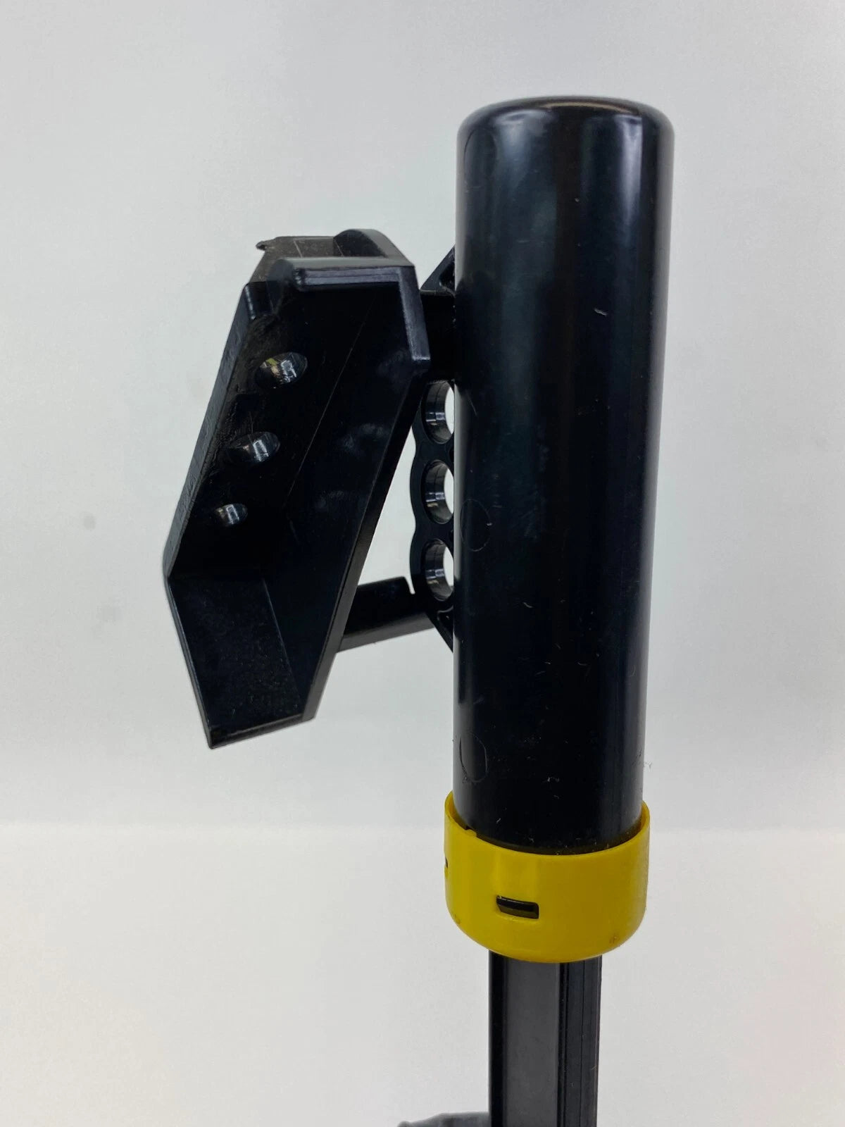 2009 2010 HYUNDAI SONATA SEDAN DASH GLOVE BOX AIR DAMPER SHOCK ABSORBER SUPPORT