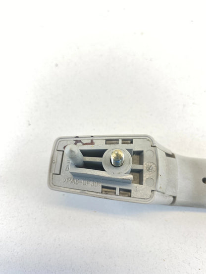 2001-2005 BMW 330XI REAR LEFT SIDE INTERIOR ROOF GRIP GRAB BAR HANDLE 8-231-323