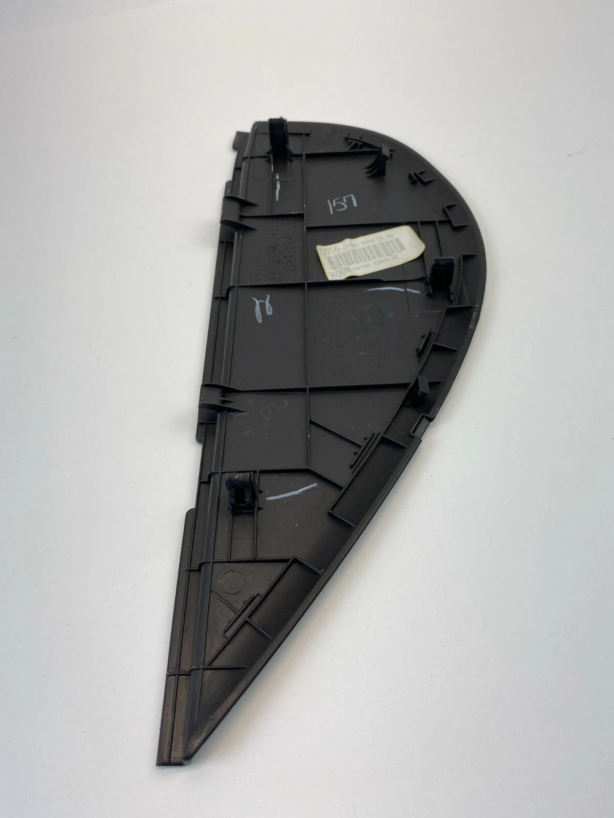 2010-2012 HYUNDAI SANTA FE RIGHT PASSENGER DASH SIDE END CAP COVER 84766-2B000