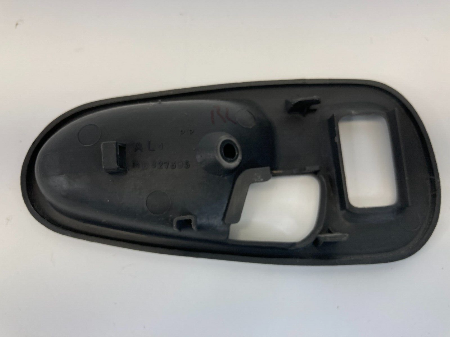 1997-2004 Mitsubishi Montero Sport Rear Left Side Inner Door Handle Cover Trim