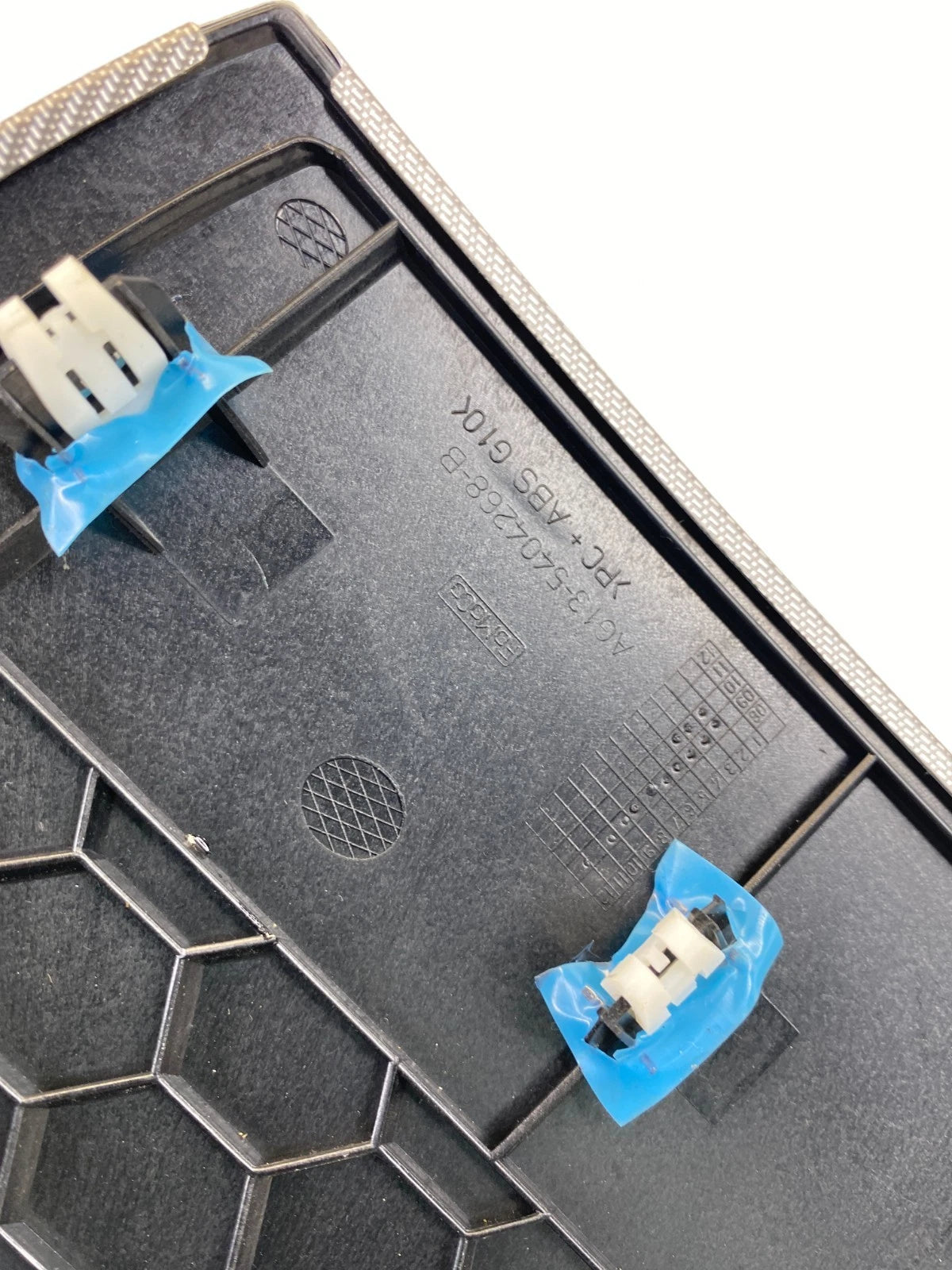 2010-2012 FORD TAURUS SHO DASH RIGHT PASSENGER PANEL COVER TRIM AG13-5404268-B