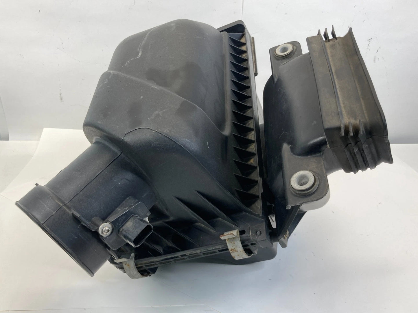 2013-2015 FORD INTERCEPTOR UTILITY 3.5L AIR INTAKE CLEANER BOX OEM AA539A600AD