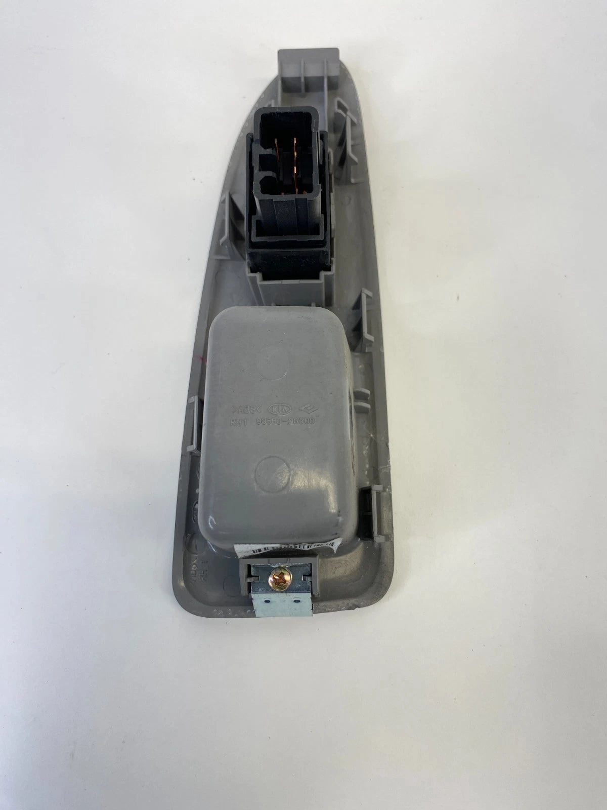 06-08 KIA OPTIMA REAR RIGHT BACK DOOR WINDOW CONTROL SWITCH W/ BEZEL 93580-2G500