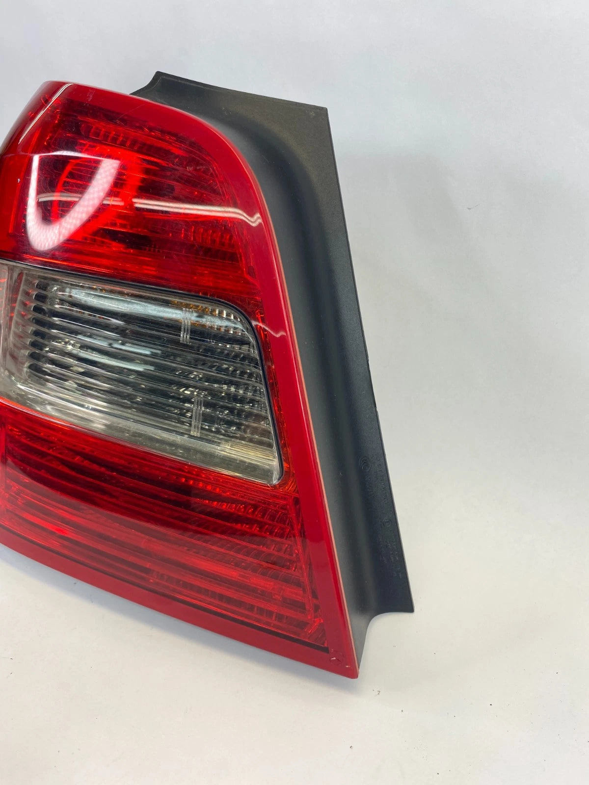 2010-2012 MERCEDES GLK350 REAR LEFT DRIVER SIDE TAIL LIGHT LAMP OEM A2048201364
