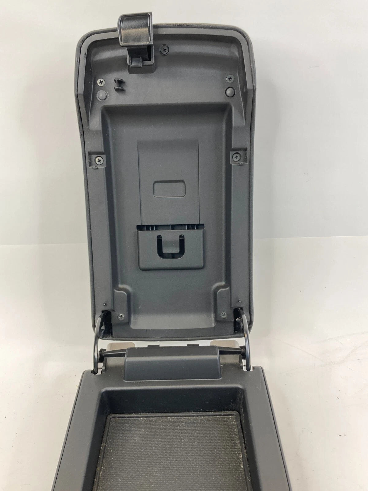 2010-2014 SUBARU LEGACY OUTBACK CENTER CONSOLE LID ARMREST ARM REST COVER OEM