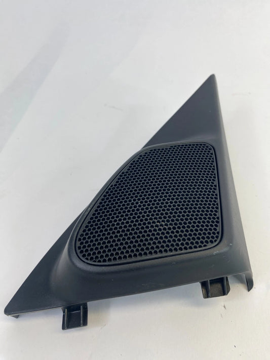2008-2012 HONDA ACCORD FRONT RIGHT DOOR INNER CORNER TWEETER SPEAKER W/ COVER