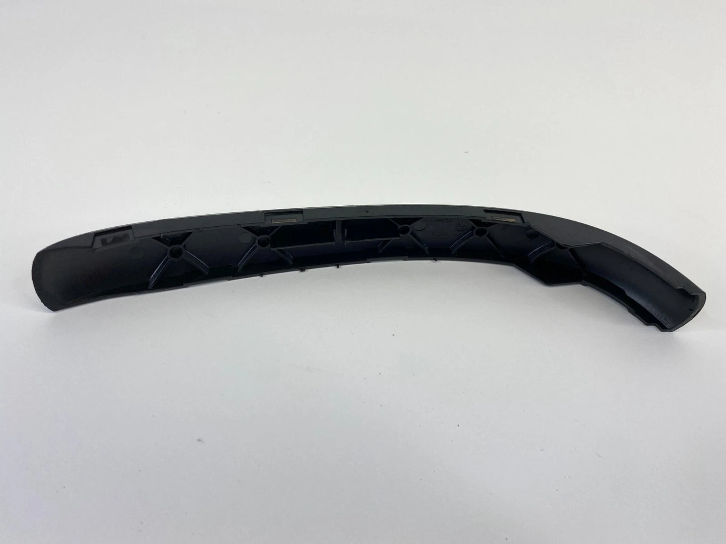 2006 2007 SATURN VUE INTERIOR REAR RIGHT DOOR PANEL TRIM COVER BEZEL 15863716