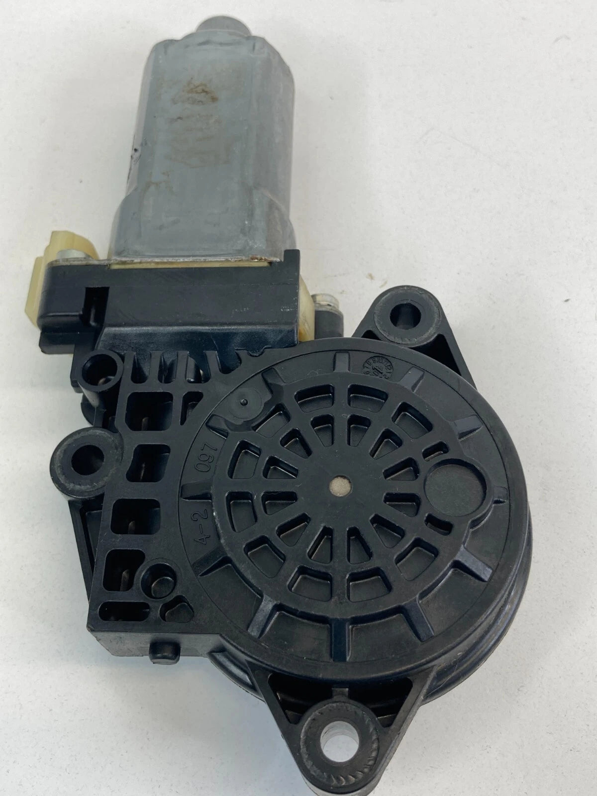 2004-2009 KIA SPECTRA 2005-2009 SPECTRA5 REAR LEFT DOOR POWER WINDOW MOTOR OEM