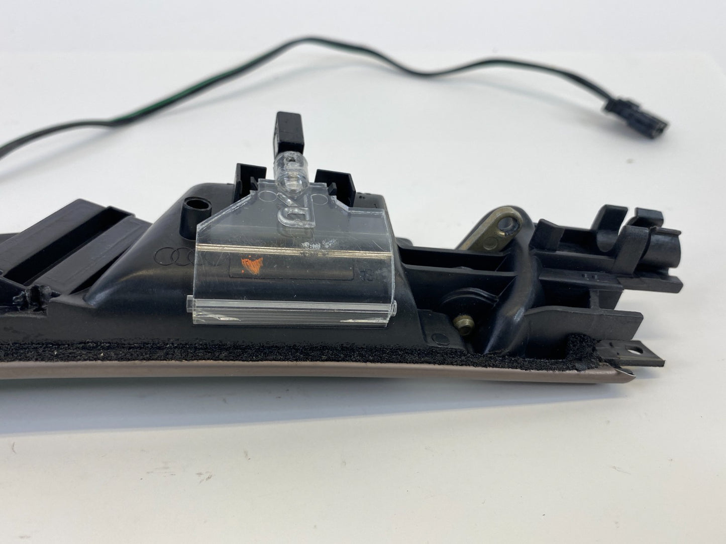 98-01 Audi A6 Quattro Front Right Side Interior Door Handle W/ Tweeter 4B0035399