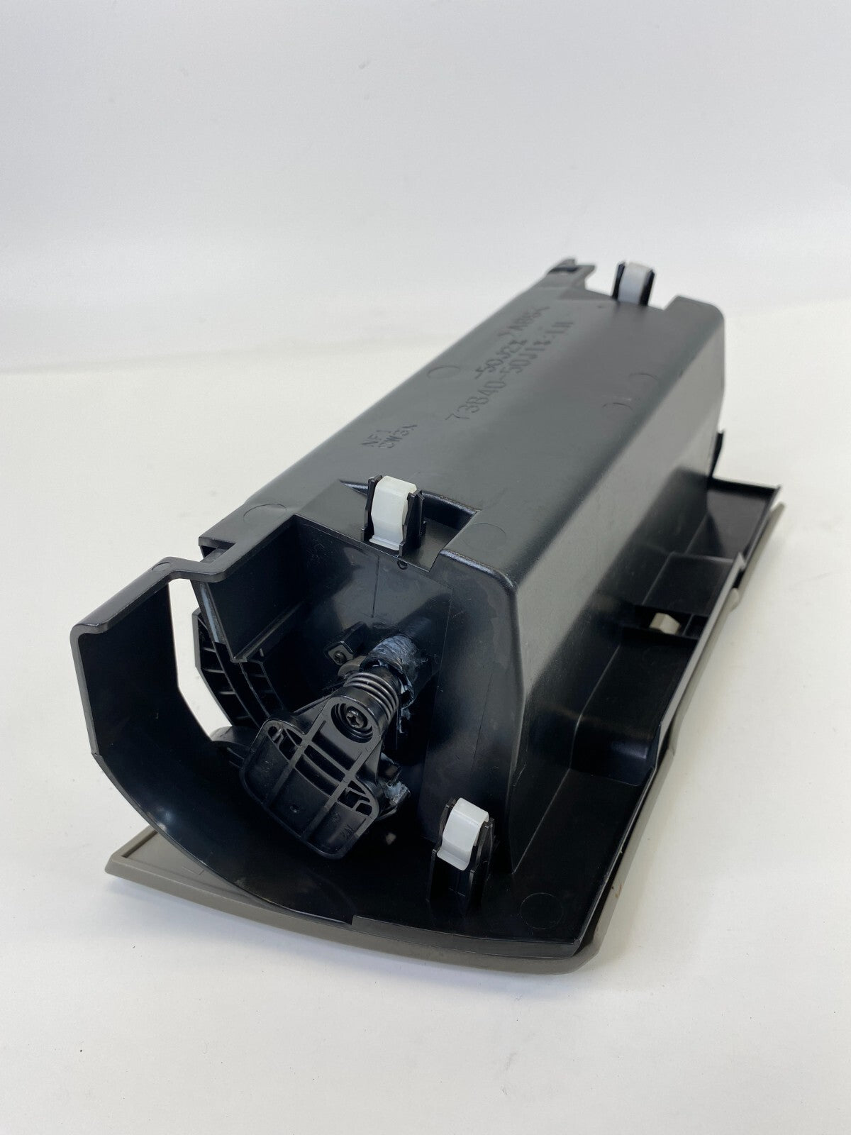 2003 2004 2005 2006 Suzuki XL-7 Center Dash Storage Compartment 73840-50J1 OEM