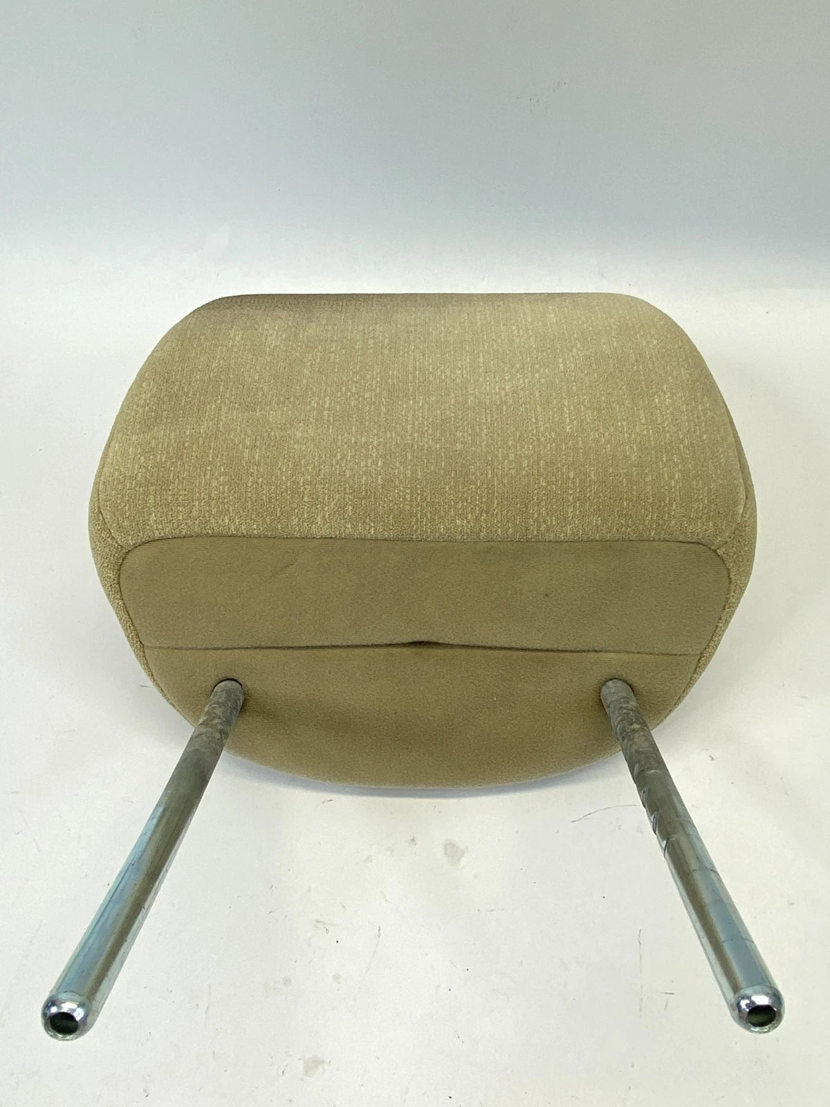 2008-2010 HONDA ACCORD SEDAN FRONT DIVER PASSENGER SEAT HEADRESTS PAIR IVORY OEM