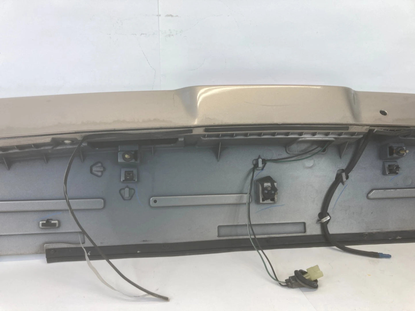 2006 HONDA PILOT REAR TAILGATE SPOILER GARNISH LIFTGATE EXTERIOR TRIM OEM