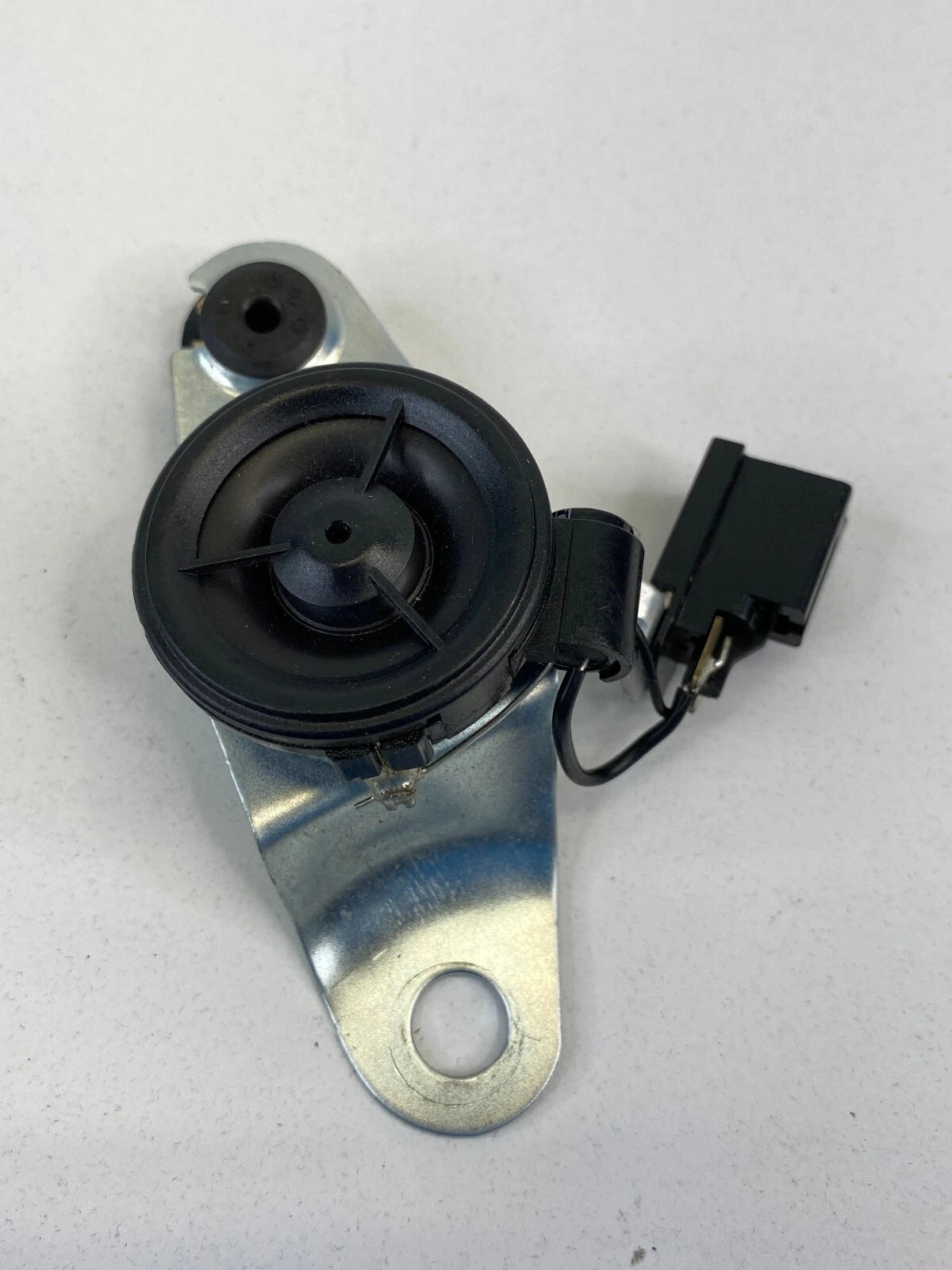 2009-2011 NISSAN CUBE FRONT RIGHT WINDSHIELD PILLAR SPEAKER TWEETER 28148-1FC0A