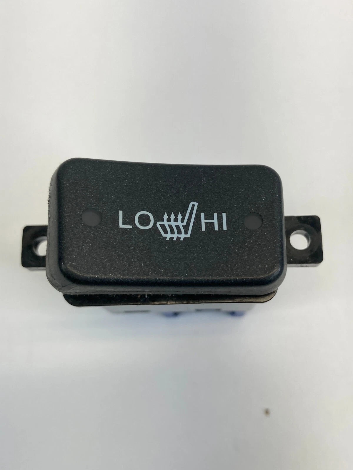 2004-2008 ACURA TL CENTER CONSOLE HEATER HEAT SEAT CONTROL SWITCH M22831 OEM