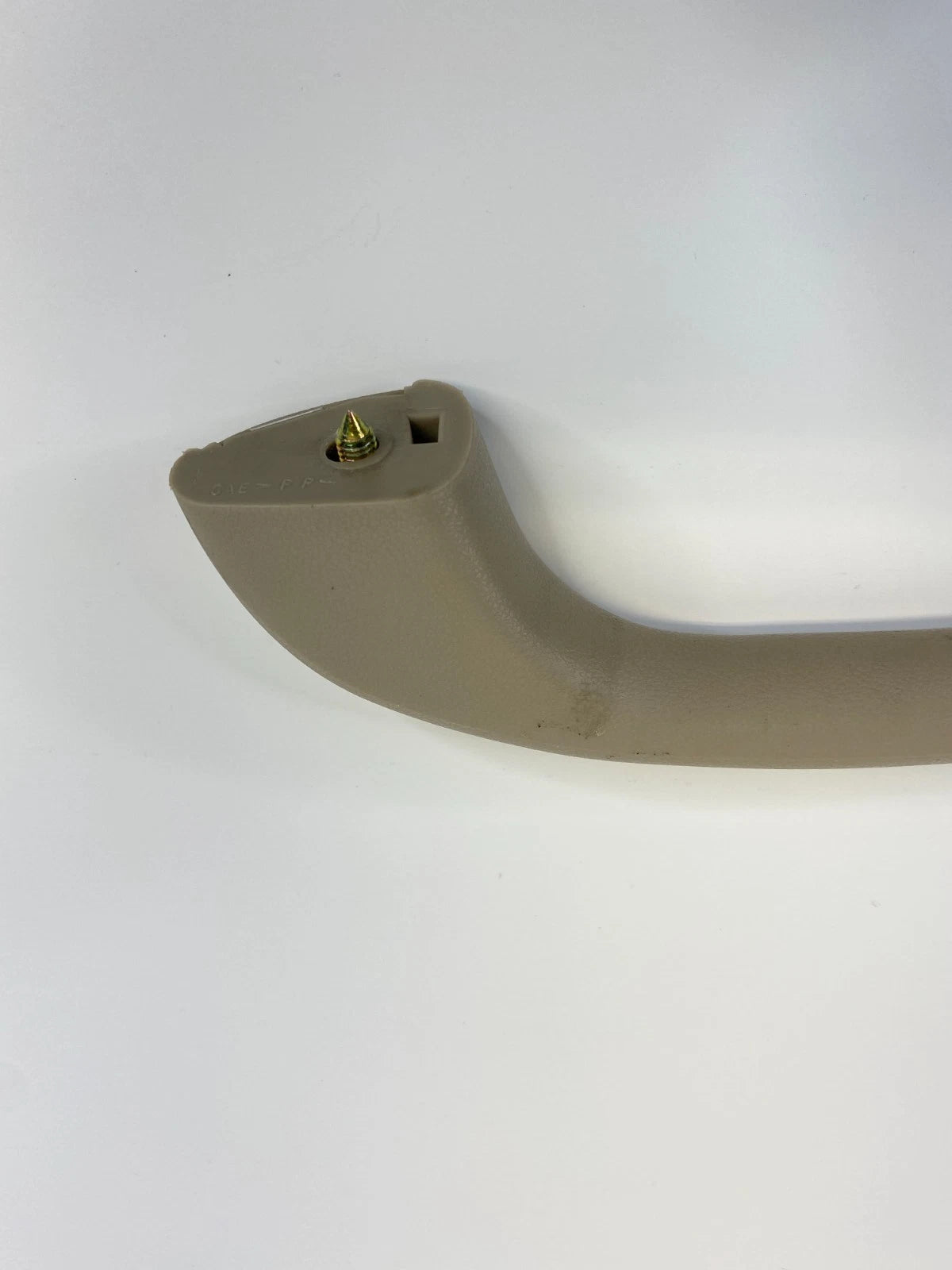 2000 2001 MAZDA MPV REAR TRUNK GRAB GRIP HANDLE ASSIST STRAP B25069470 OEM