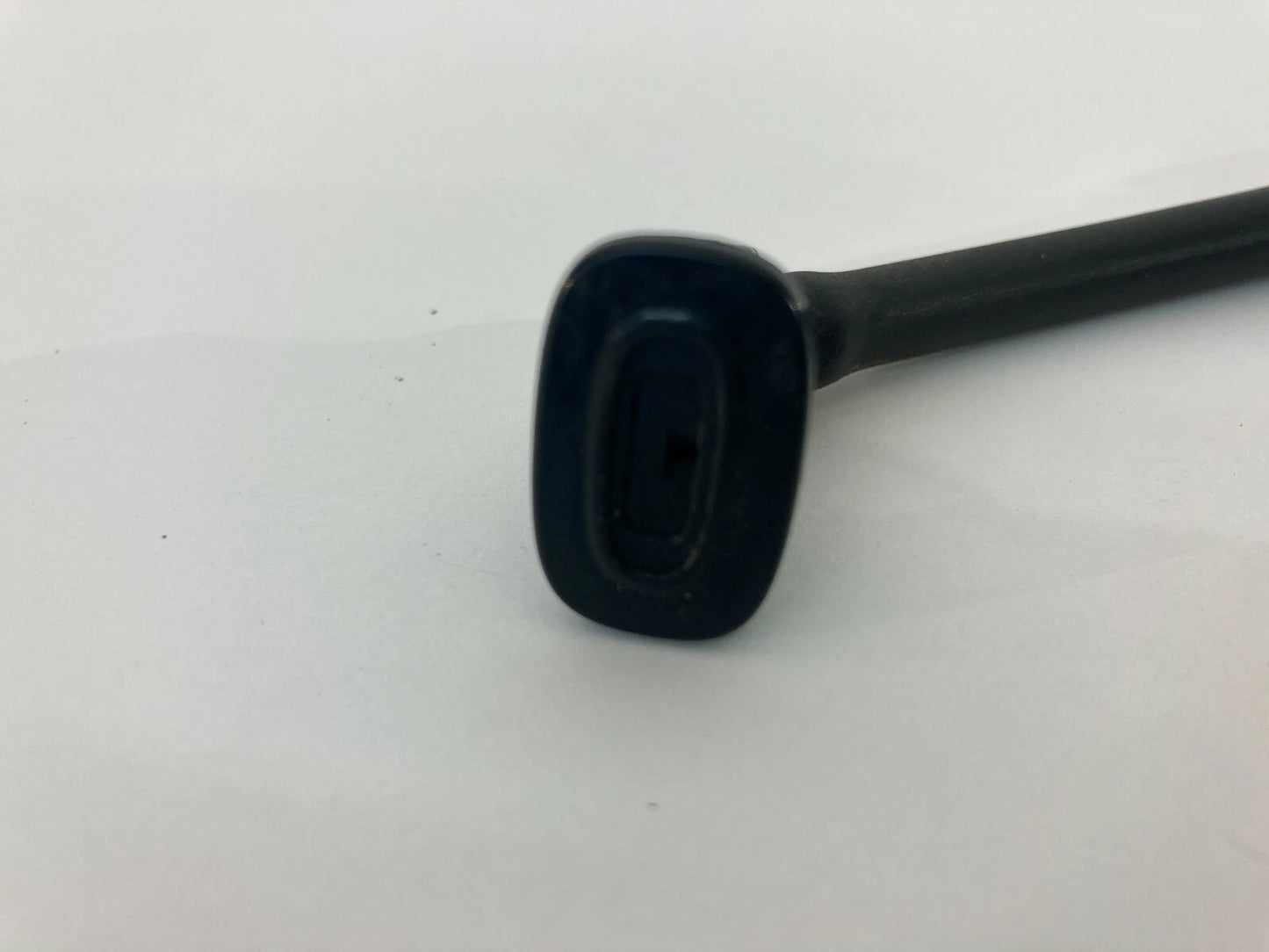 2009-2014 VOLKSWAGEN ROUTAN REAR WINDSHIELD WIPER WASHER SPRAY NOZZLE OEM
