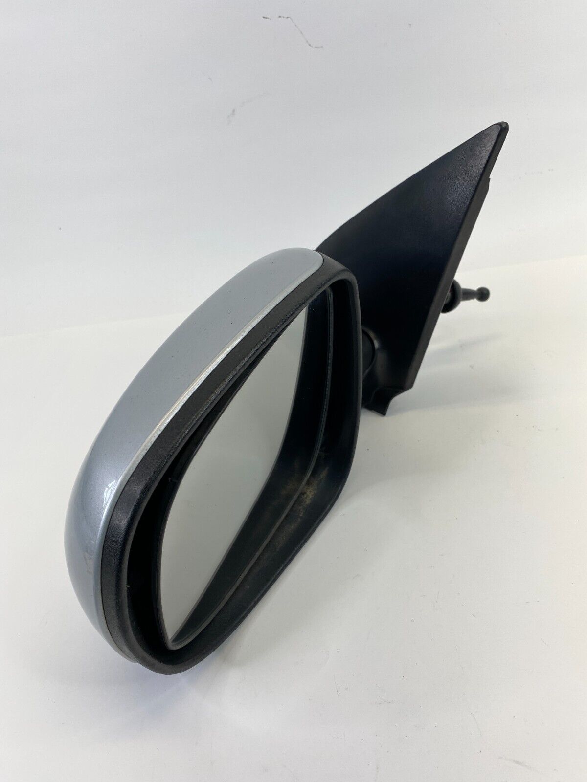 10 11 Hyundai Accent Hatchback Driver Side View Manual Door Mirror E13-027427