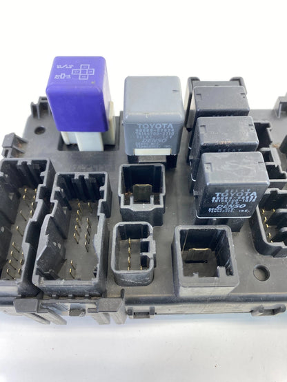 2003-2008 Pontiac Vibe 1.8L Engine Fuse Relay Box Compartment Block Junction OEM