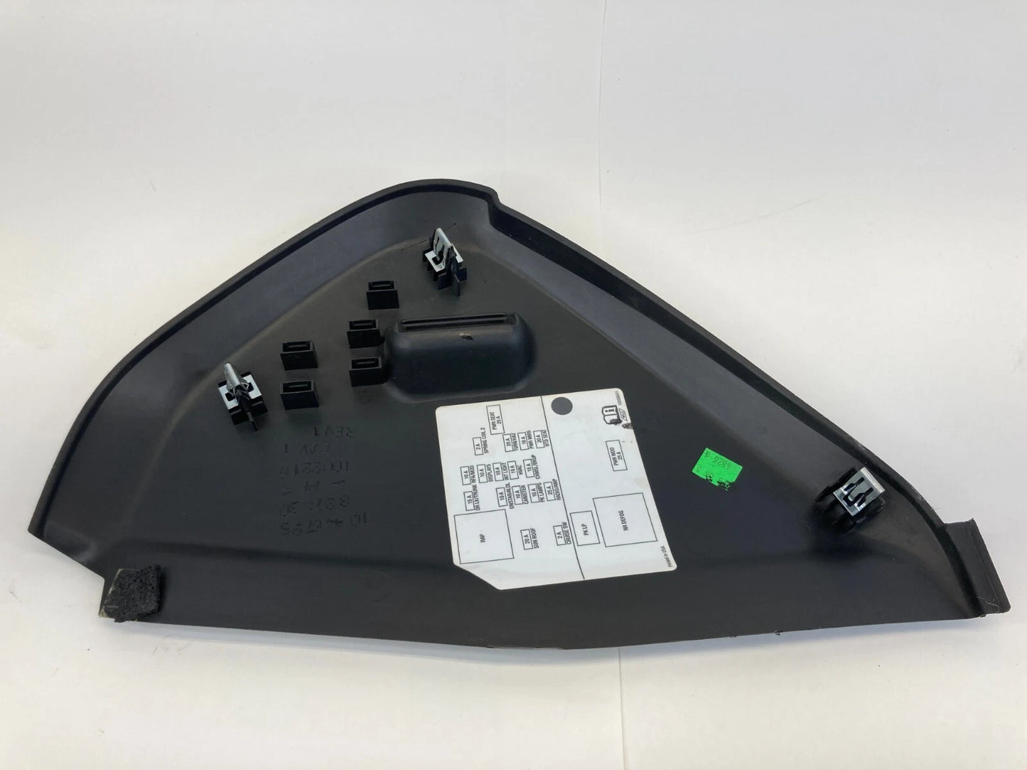 04 05 06 07 08 PONTIAC GRAND PRIX DASH RIGHT SIDE END CAP COVER 10446795 OEM