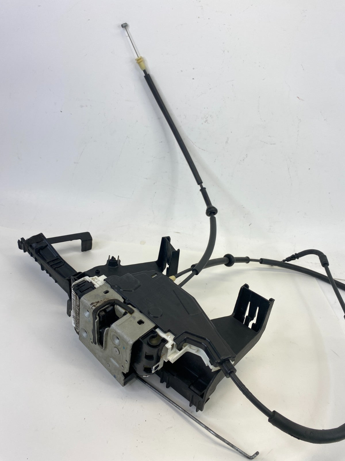 2015-2017 Chrysler 200 Front Left Door Lock Latch Release Actuator 04589913AE