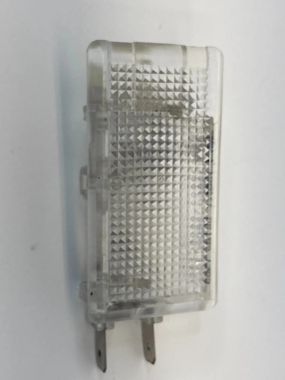 2003-2011 SAAB 9-3 93 DASH GLOVE BOX COMPARTMENT COURTESY LAMP LIGHT ASSEMBLY
