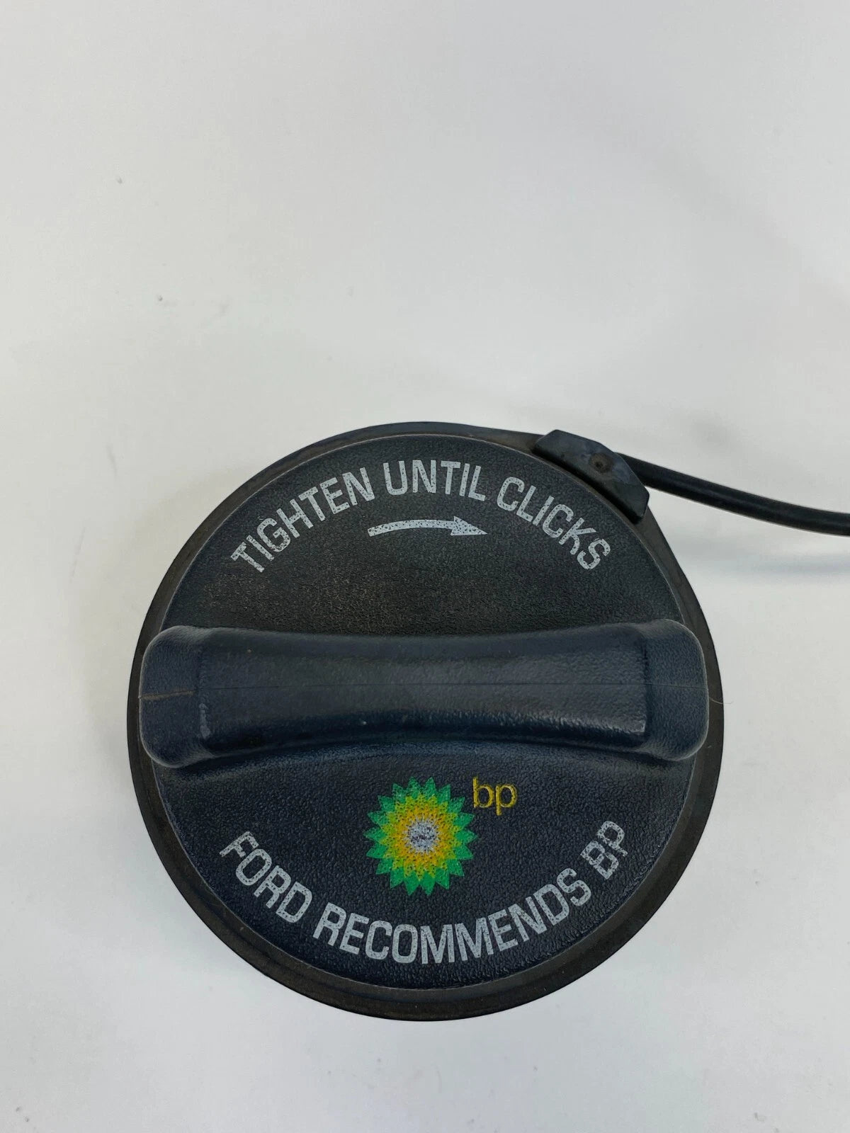 2008-2012 FORD ESCAPE 08-11 MARINER 3.0L V6 FUEL TANK FILLER GAS CAP COVER OEM