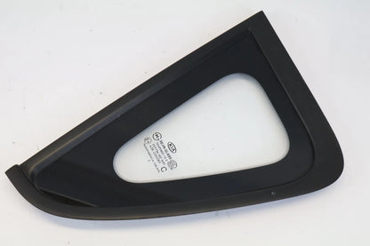 2010-2013 KIA SOUL REAR LEFT DEIVER SIDE QUARTE PANEL FIXED GLASS E443R-000083