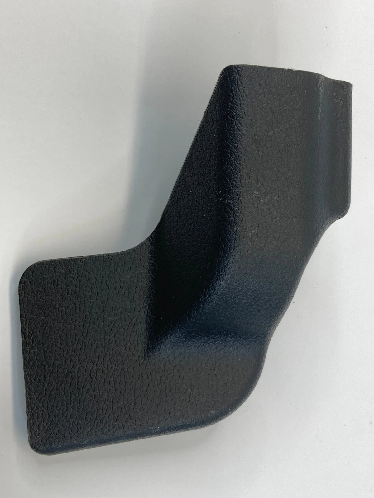 2004-2008 NISSAN MAXIMA FRONT LEFT SIDE INNER SEAT TRACK COVER BEZEL TRIM