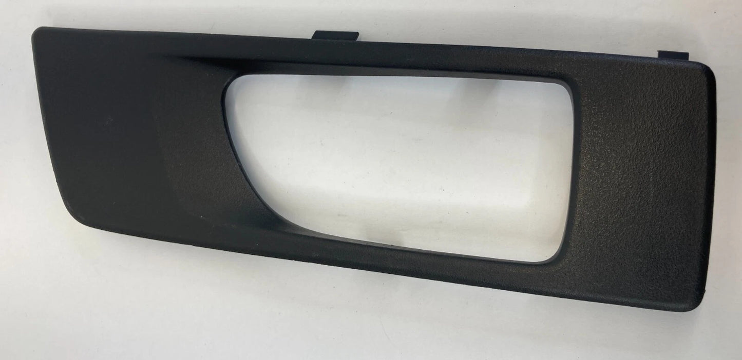2010-2014 SUBARU OUTBACK FRONT RIGHT SIDE INNER DOOR HANDLE BEZEL 94246AJ03A OEM