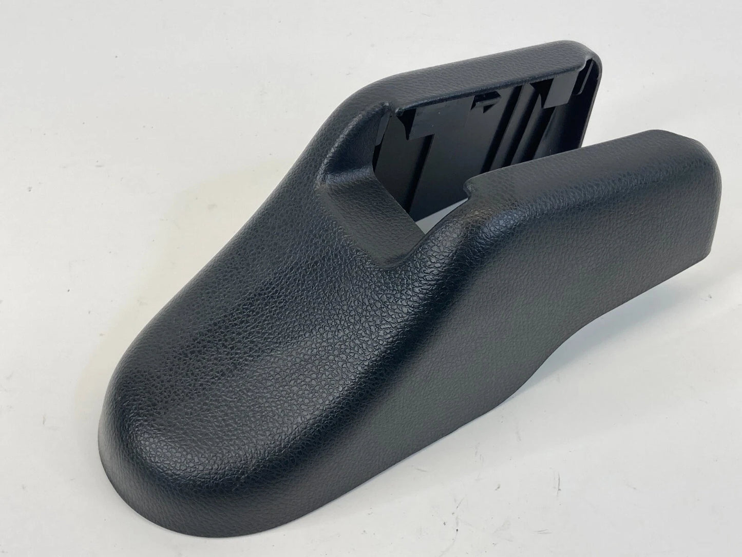09-13 HONDA FIT FRONT RIGHT SEAT REAR RIGHT OUTER TRACK COVER TRIM 81107-TF0A
