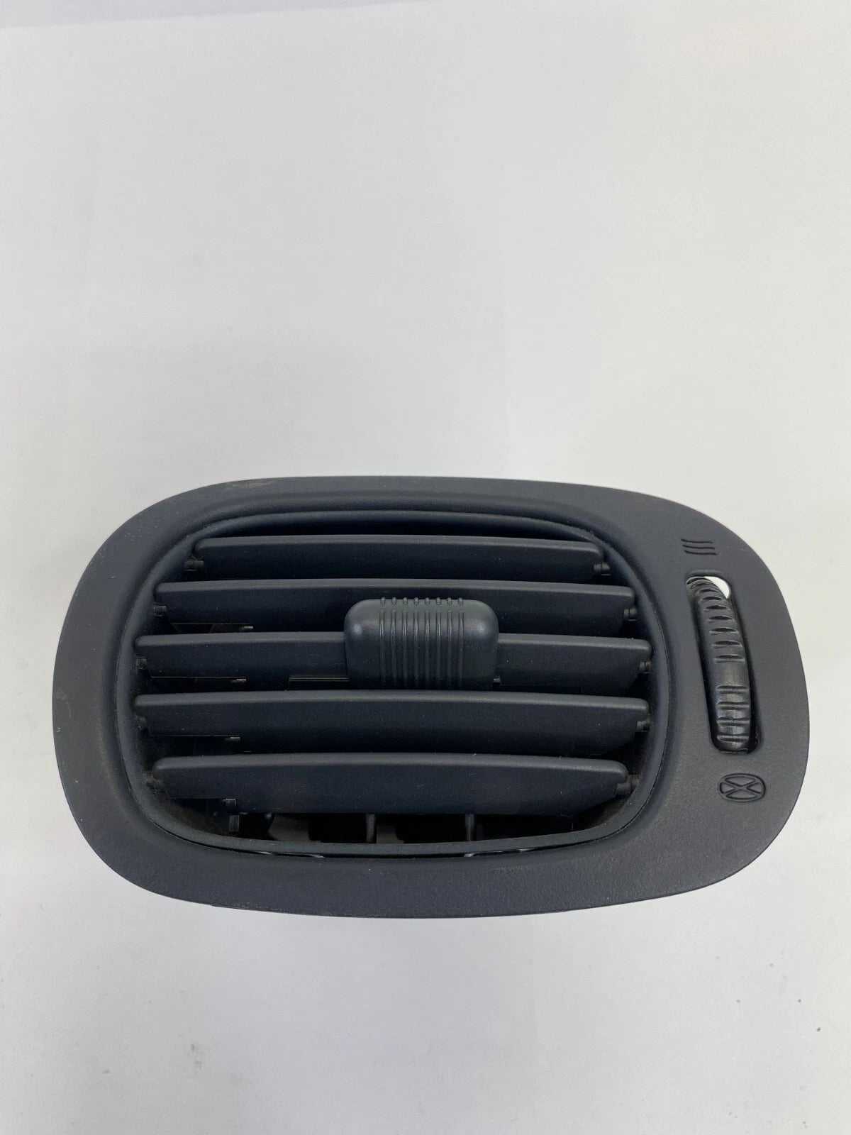 2004-2007 DODGE CARAVAN DASH RIGHT PASSENGER SIDE A/C AIR VENT OUTER 0SC95TRMAA