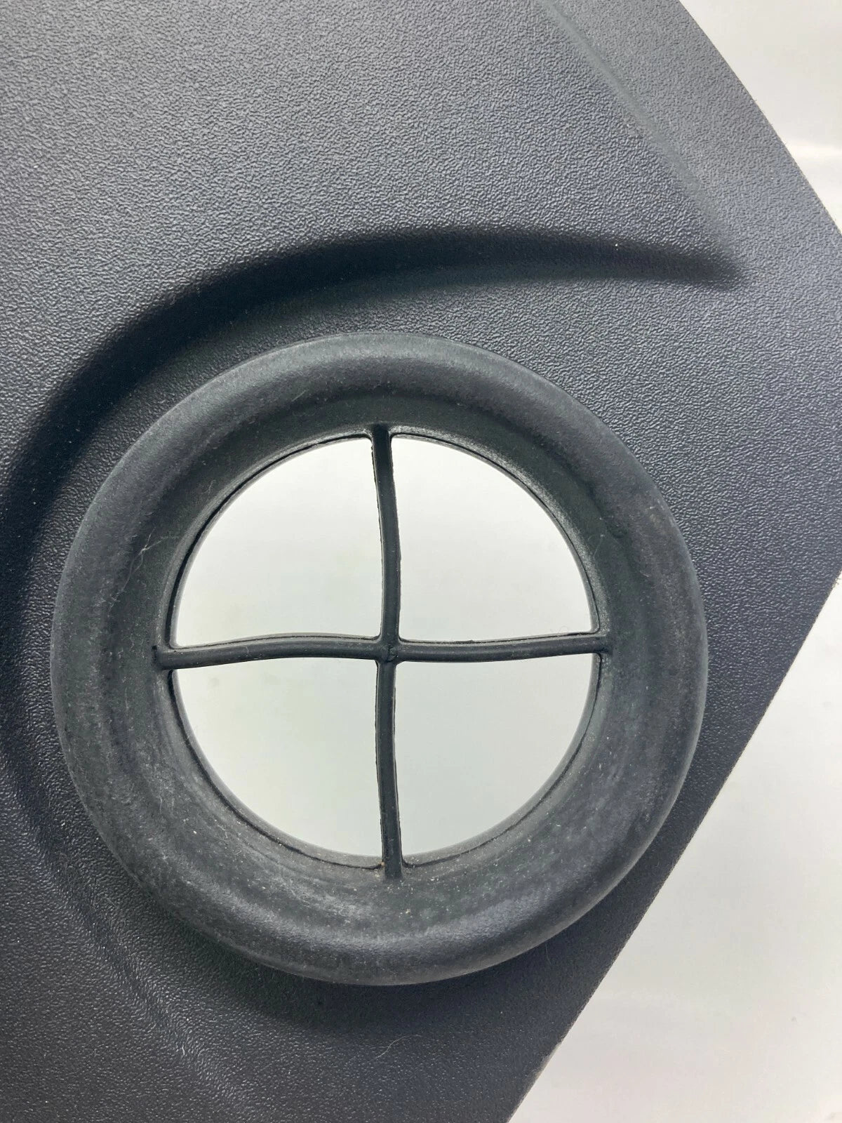04-11 VOLVO S40 FRONT DASH LEFT DRIVER SIDE END CAP TRIM COVER PANEL 8650577 OEM