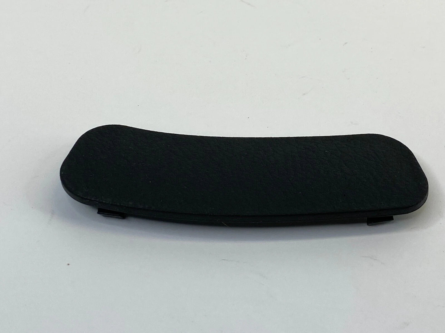 2009-2011 CHEVROLET AVEO FRONT RIGHT PASSENGER SIDE DOOR ACCESS COVER TRIM PANEL